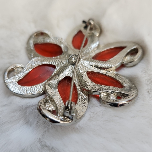 Vintage Flower Pendant with Crystals - Picture 3 of 5